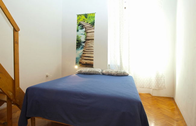 Apartment 1636 - Photo 4