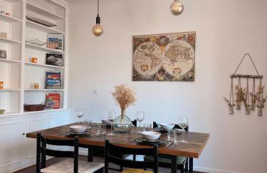 Le Peyrou - Elegant One-Bedroom Apartment for up to 4 Guests - Free Parking - Air Conditioning - Prime City Center Location - Foto 10