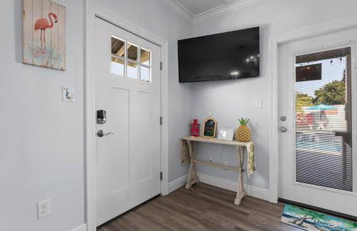 Suite Flamingo Pointe with Shared POOL - Foto 9