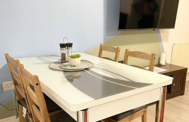 Crescent 2 Bedroom Apartment - Foto 10