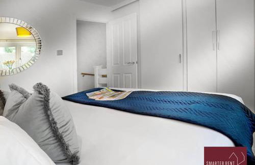 Woking - Parking Garden 2Bed - Foto 8