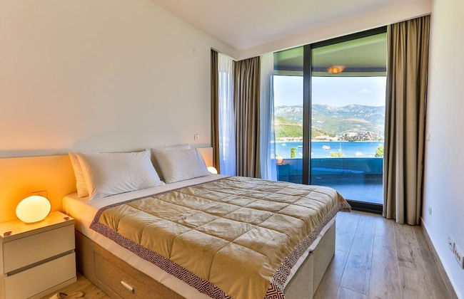 ROYAL GARDENS Apartments - Photo 9