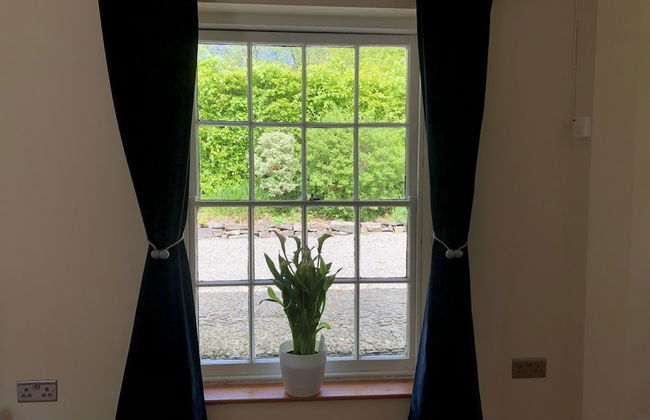 Idyllic Location, Stunning Views, Relax & Refresh in Peace & Comfort - Foto 13