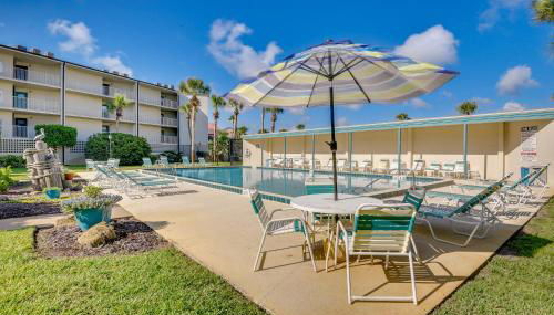 Beachfront St Augustine Beach Condo, Stunning View - Photo 3