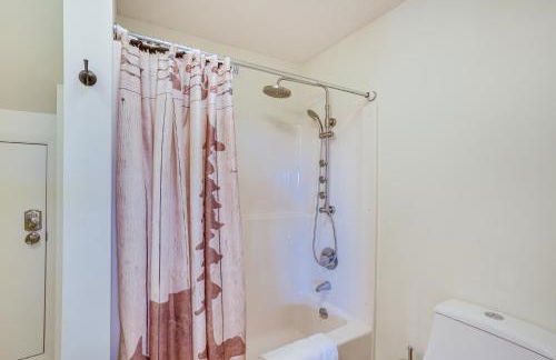 Blowing Rock Home with Hot Tub and Mountain-View Deck! - Foto 20