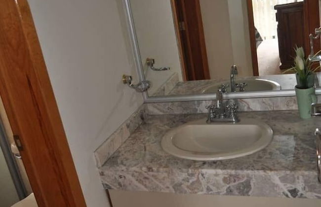 Centrico con Seguridad y Alberca - Foto 9