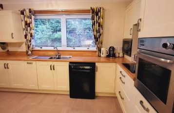 Family home - Photo 7