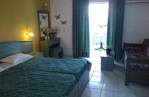 Smile's Studios - Photo 8