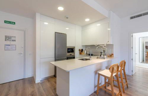 Avenida de San Luis 25, Design and comfort in the true style of Madrid, Book your getaway now! - Foto 11