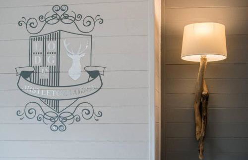 Mistletoe One Luxury Lodge with Hot Tub Windermere - Photo 22