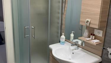 DREAM CORLEONE - Foto 5, Shower