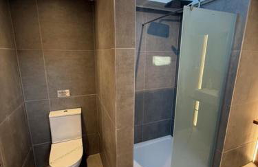 Cedar Barn - Nantwich, with Hot Tub - Foto 13