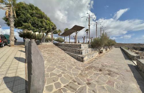 Casa Elsa with Free Parking - Photo 65