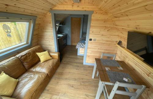 Pine Lodge Posh Glamping With Wood Fired Hot Tub & Big Lincolnshire Skies - Foto 14