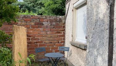 Sleepin Orléans - Parking - Netflix - Foto 2, Garden