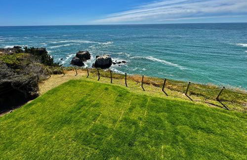 Magnificent Oceanview by OceanviewHotTubs Oceanfront! Shelter Cove, CA Tesla EV station - Foto 65