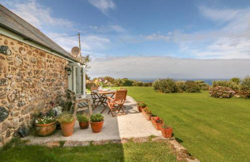 Back Of Beyond - Photo 21