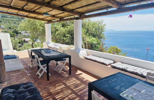 Villa Vista Mare a Filicudi - Foto 2