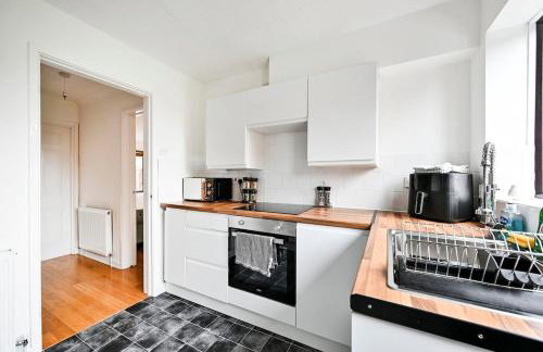 Quiet & Modern Contemporary Home for Work & Family - Foto 29