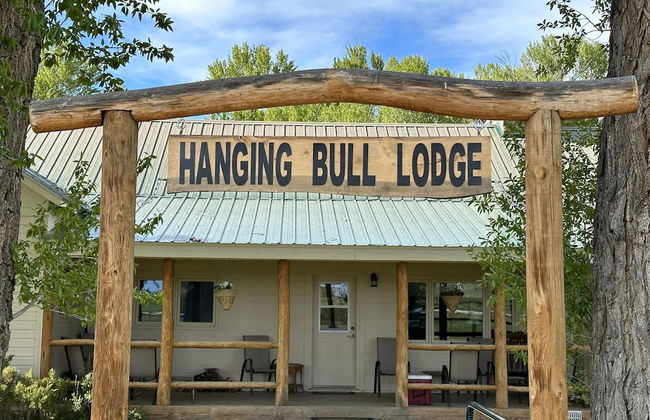 Hanging Bull Lodge - Foto 1
