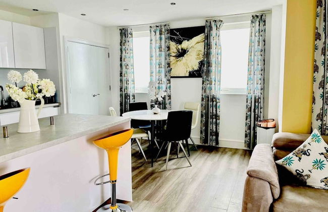 Healum Retreat - 3BR Apartment, Southall - Foto 8