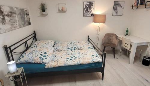 Souterrainwohnung - Photo 1