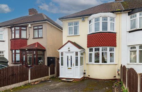 Fabulous 3 Bedroom House Near Black Country Museum Contractors & families - Foto 2