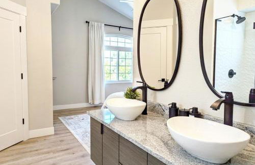 4BR-Sleeps 10-Hot Tub-Air Hockey-Gorgeous Views - Foto 47