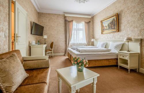 Pałac Gruszów - Foto 11