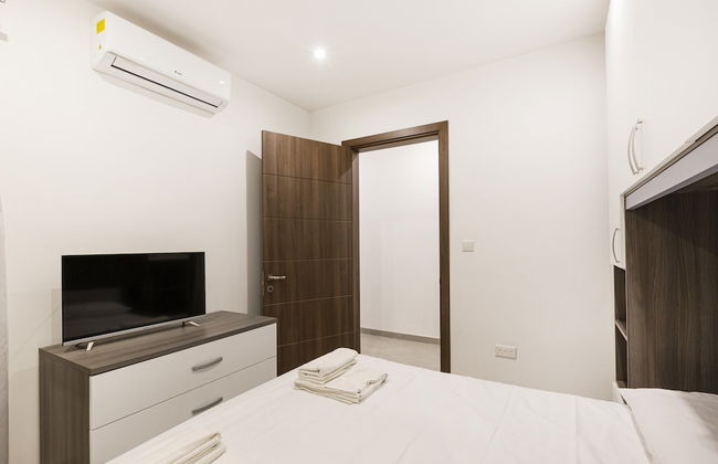 Golden Flat in San Pawl - Photo 8