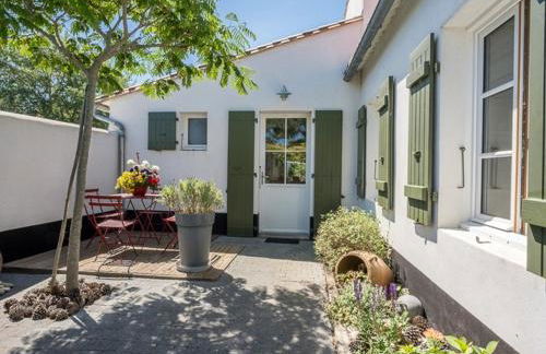 Maison charmante avec WiFi près des plages et pistes cyclables - FR-1-835-9 - Foto 15