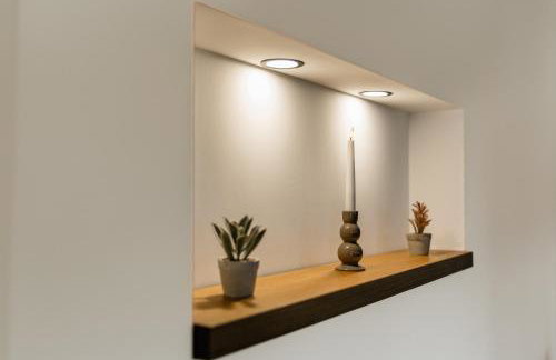 Kleeoase - Luxus Apartment- Jacuzzi - Dachterrasse - Kochinsel - kostenlose Parkplätze - See in 10 min - Foto 15