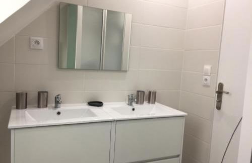 GITE AUX DEUX CERFS - Photo 36