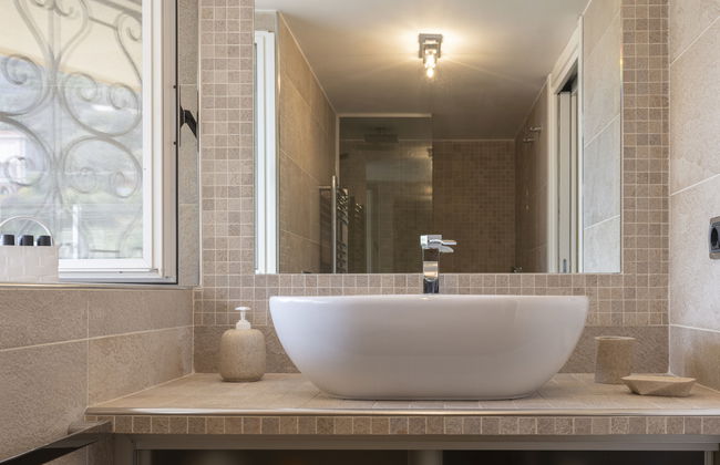 2 bedroom Apartment in Ventimiglia with swimming pool and garden - Photo 20