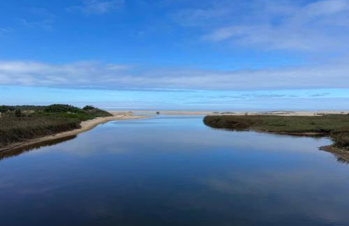 Acolhedora casa de férias T2 com espaço exterior - Foto 43