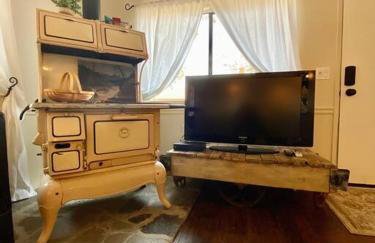 B-B Ranch Cottage~Heart of Gold Country~*HOT TUB* - Foto 11