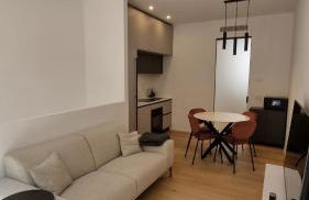 Vytalea - Trilocale moderno con patio e doppi servizi, vicino M4 - Modern apartment 2-Bedroom with Patio & Two Bathrooms, near Metro M4 - Photo 17