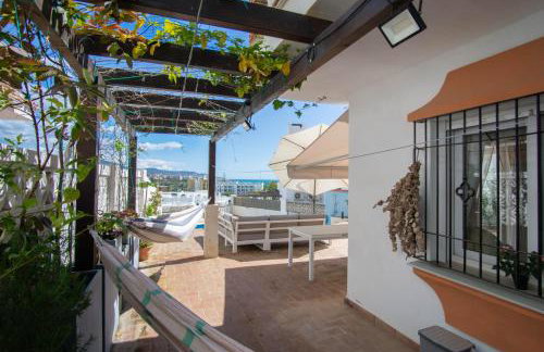 Private Beach Villa for 6 with Seaview, Pool & big Sun Terrace - Foto 36