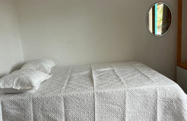 Apto 2 quartos, ar condicionado, 2 banheiros privativos, piscina, no Bairro Cambolo - Foto 23