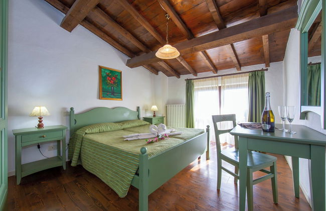 Liano Iris - Terrace & parking place - Foto 23