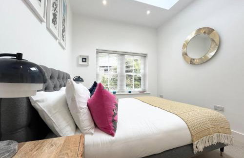 Tropical Gardens 1 bed cottage Central Newlyn - Photo 2