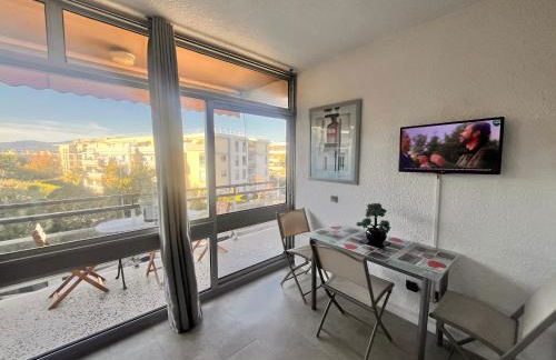 Heliotel Marine Studio 30m2 très lumineux avec terrasse 17m2 au 3eme étage - Foto 9