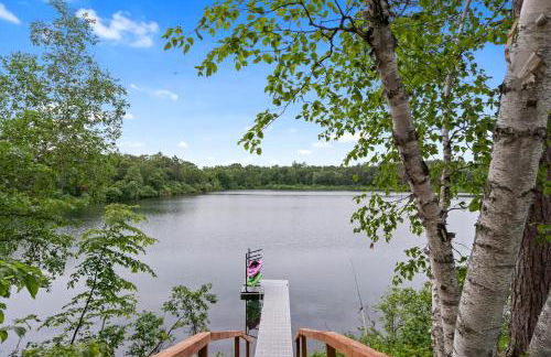 Large Home with lake views and space to entertain friends - Foto 36