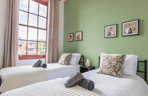 Manchester Retreat, Free Parking & Sleeps 5 - Foto 29