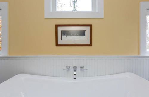 Exquisite Sunny Cabin Rental with a Hot Tub in Front Royal, Virginia - Foto 16