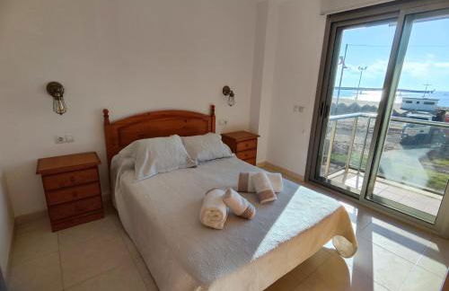 Apartamento con vistas al mar y parking - Foto 4