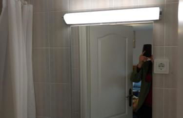 Ruhiges, gemütliches Zimmer mit Bad für 2 Personen, mit Gartenterasse - Foto 3