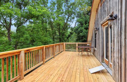Secluded Mountain Retreat with Stunning Views home - Photo 9