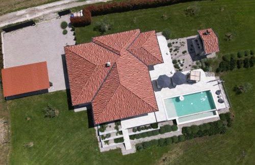 Villa Green Forest with wellness and heated salty pool - Photo 3