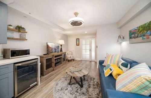 Vacay Vibes-2 Pools, Pickleball, Coffee Bar, 2 Jacuzzis, Food Truck - Foto 41